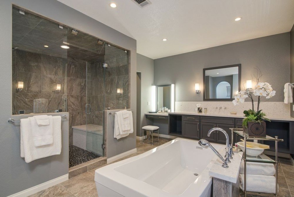Why Hiring Local Experts for Bathroom Remodeling Near Me in Colleyville, TX Matters